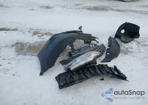 2015 Nissan Versa Note S (Sr) z USA, uszkodzony, nr VIN 3N1CE2CP4FL443396